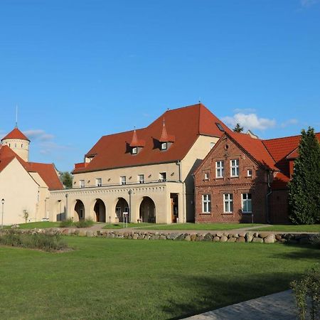 Appartamento Der Westfluegel Ritter Dietrich Wf-47 Stolpe auf Usedom Esterno foto